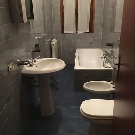 Отель Quai 2*